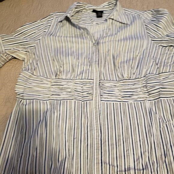 LANE Bryant Ruched Waist Button Front Blouse - Picture 1 of 7